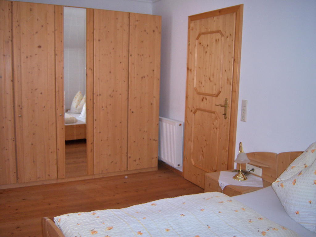 Appartement Zum Roessl Ramsau am Dachstein Szoba fotó
