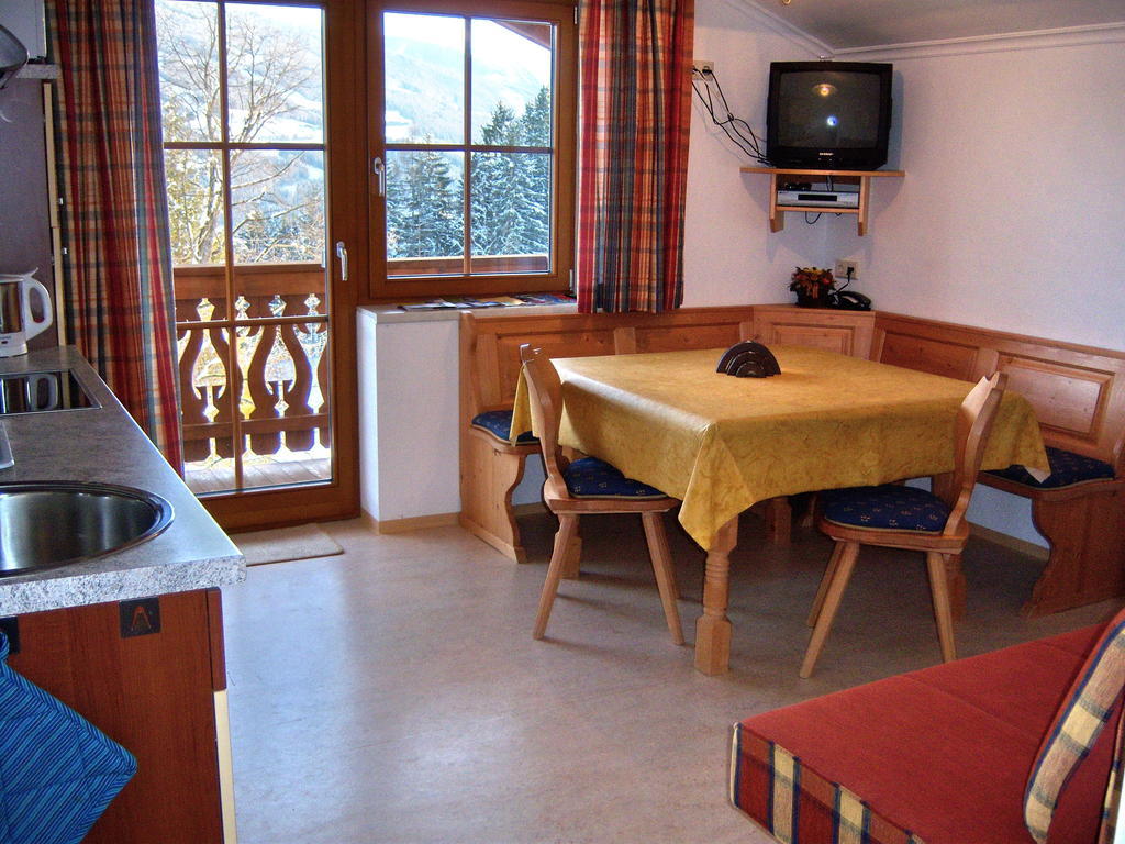 Appartement Zum Roessl Ramsau am Dachstein Szoba fotó